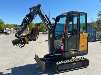 Rýpadlo VOLVO EC18E