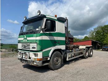 Hákový nosič kontajnerov VOLVO FH16