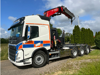 Hákový nosič kontajnerov VOLVO FM13