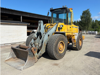 Kolesový nakladač VOLVO L90C