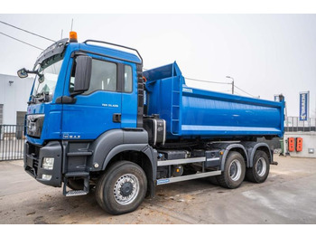 Hákový nosič kontajnerov MAN TGS 33.420