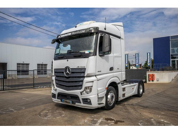 Ťahač MERCEDES-BENZ Actros 1845