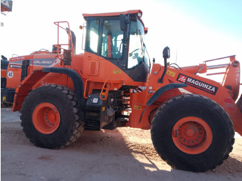 Kolesový nakladač DOOSAN DL300