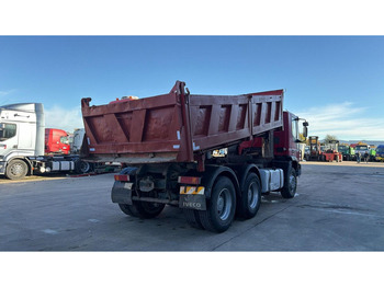 Leasing Iveco Eurotrakker 260 E 34 (POMPE MANUELLE / MANUAL PUMP / LAMES / GRAND PONT / BOITE MANUELLE) Iveco Eurotrakker 260 E 34 (POMPE MANUELLE / MANUAL PUMP / LAMES / GRAND PONT / BOITE MANUELLE): obrázok 4