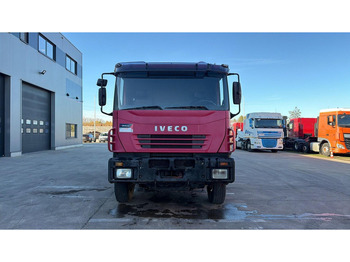 Leasing Iveco Eurotrakker 260 E 34 (POMPE MANUELLE / MANUAL PUMP / LAMES / GRAND PONT / BOITE MANUELLE) Iveco Eurotrakker 260 E 34 (POMPE MANUELLE / MANUAL PUMP / LAMES / GRAND PONT / BOITE MANUELLE): obrázok 5