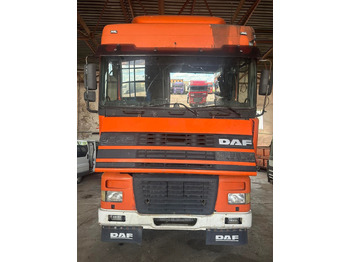 Ťahač DAF XF 95