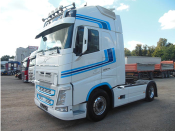 Ťahač VOLVO FH13 500