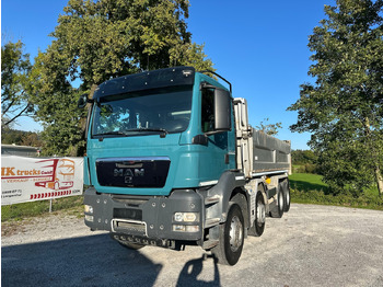 Sklápač MAN