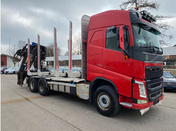 Nákladné vozidlo na prepravu dreva VOLVO FH 540