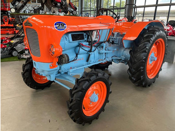 Traktor LAMBORGHINI