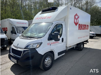 Skříňový nákladní auto