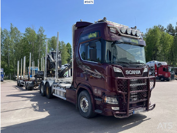 Nákladné vozidlo na prepravu dreva SCANIA R 580