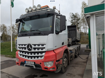 Ťahač MERCEDES-BENZ Arocs 3351