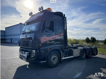 Hákový nosič kontajnerov VOLVO FH16