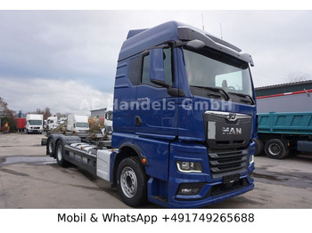 Podvozek s kabinou MAN TGX 26.510
