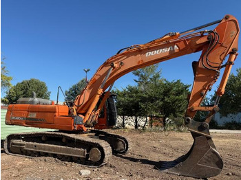 Pásové rýpadlo DOOSAN DX420