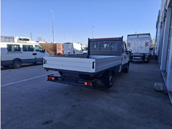Furgon, Dodávkа s dvojitou kabínou IVECO Daily 35S16D: obrázok 4
