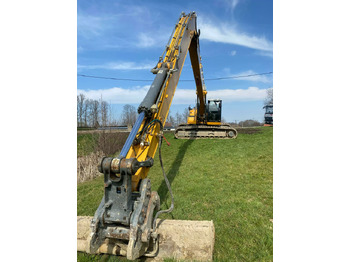 Pásové rýpadlo LIEBHERR R 926