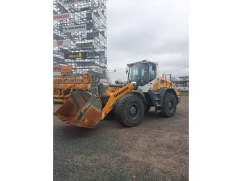 Kolesový nakladač LIEBHERR L 526