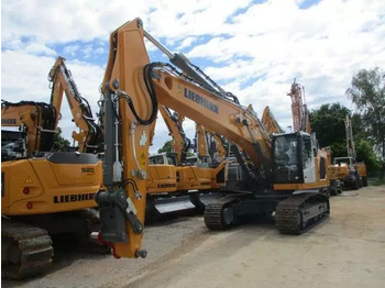 Pásové rýpadlo LIEBHERR R 938