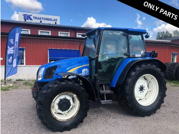Traktor NEW HOLLAND