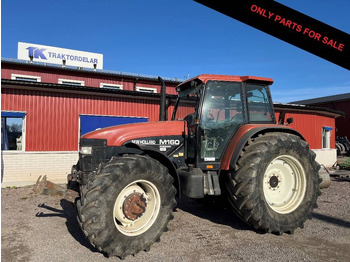 Traktor NEW HOLLAND