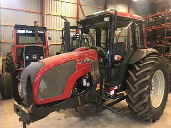 Traktor VALMET