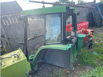 Kabína JOHN DEERE