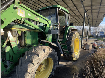 Predný nakladač na traktor JOHN DEERE