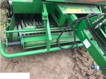 Náhradný diel JOHN DEERE