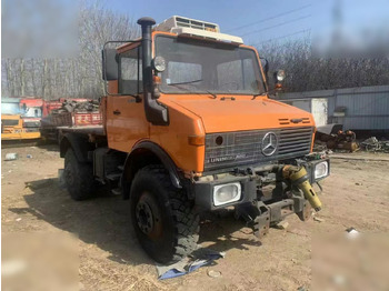 Podvozek s kabinou UNIMOG