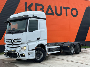 Podvozek s kabinou MERCEDES-BENZ Actros 2553