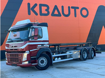 Podvozek s kabinou VOLVO FM 330