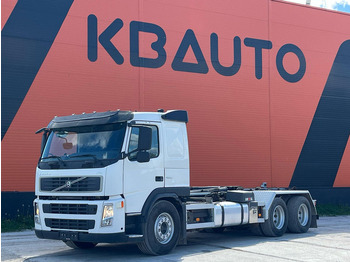 Hákový nosič kontajnerov VOLVO FM 420