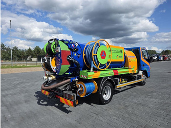 Fekálne vozidlo MITSUBISHI