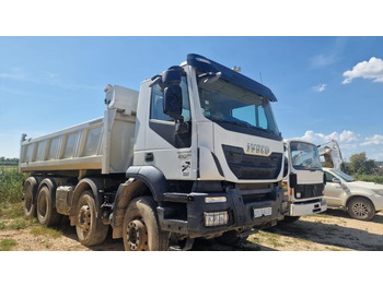 Sklápač IVECO Trakker