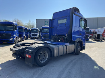 Ťahač Mercedes-Benz Actros 1842 Streamspace / 937 dkm / 2 Tanks / NL Truck: obrázok 2