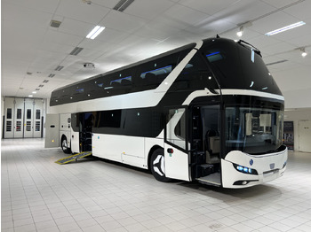 Autokar NEOPLAN