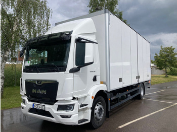 Skříňový nákladní auto