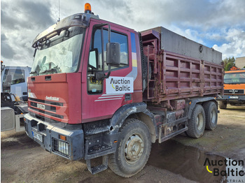 Sklápač IVECO EuroTrakker