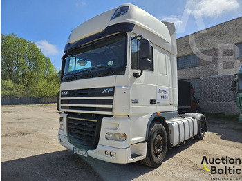 Ťahač DAF XF 105 460