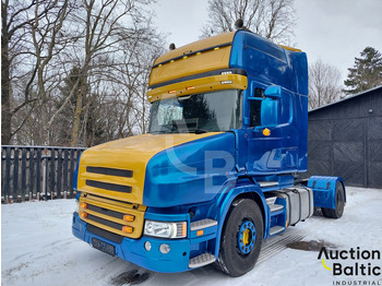 Ťahač SCANIA T114
