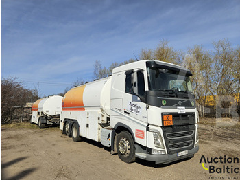 Cisternové vozidlo VOLVO FH 420