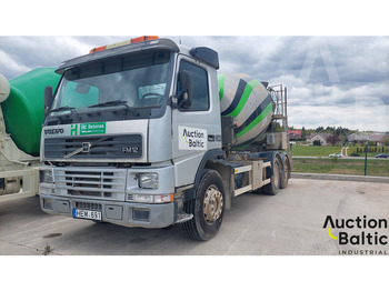 Domiešavač VOLVO FM12