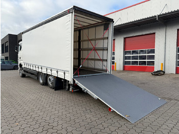 Nákladné vozidlo na prepravu automobilov MAN TGX 26.440