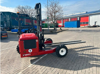 Nový Dieselový vysokozdvižný vozík Moffett CARGOTEC - Tragkraft 2.500 kg Moffett CARGOTEC - Tragkraft 2.500 kg - Miete möglich: obrázok 3