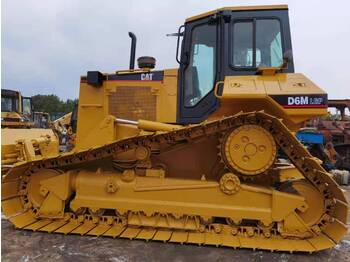 Buldozér CATERPILLAR D6M