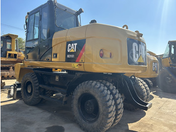 Kolesové rýpadlo CATERPILLAR M318