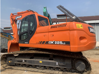 Pásové rýpadlo DOOSAN DX225LC