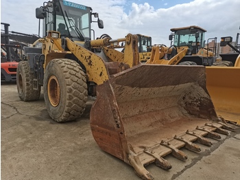 Kolesový nakladač KOMATSU WA320-5
